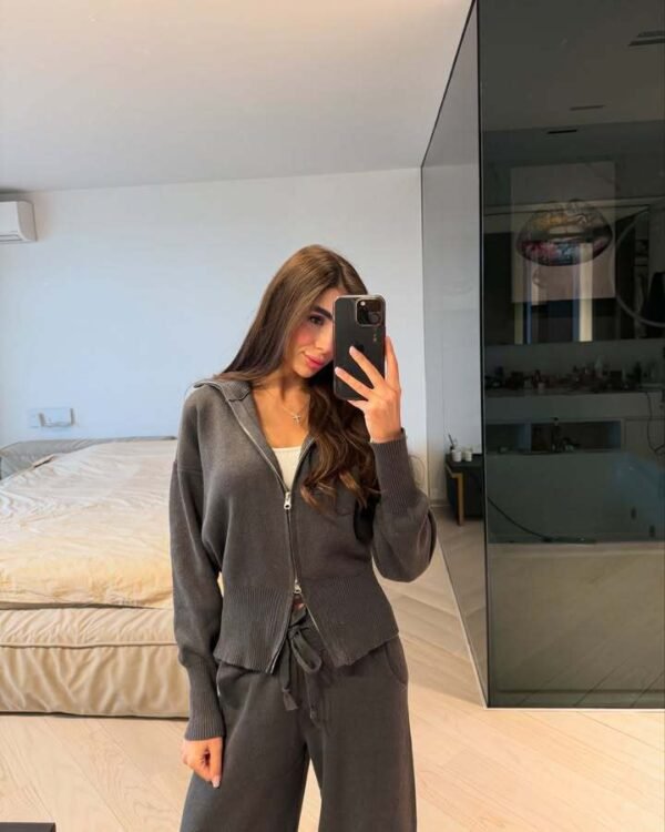 Two-piece Set Casual Cardigan Suit Women - Image 2